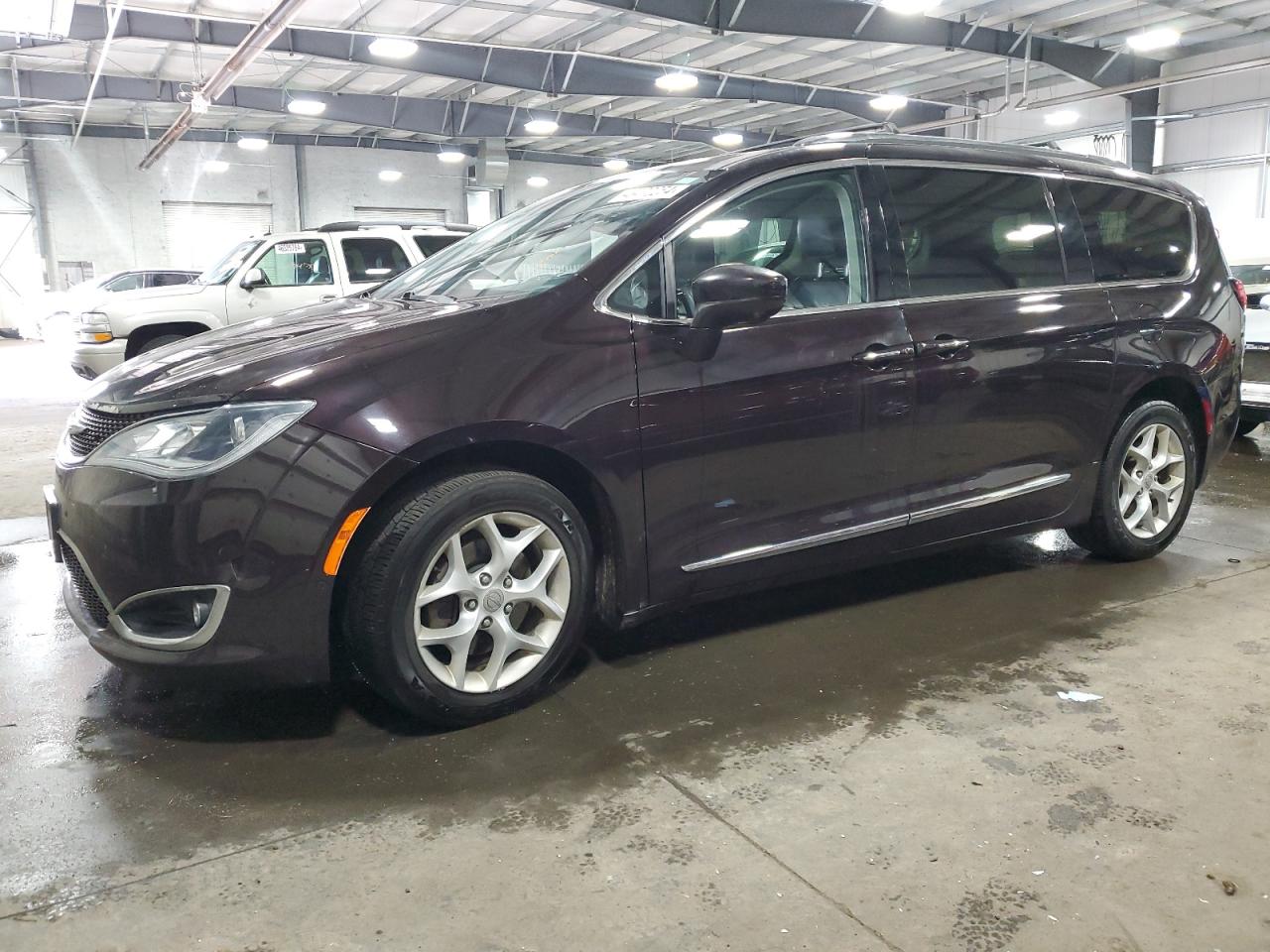 Chrysler Pacifica (2017)