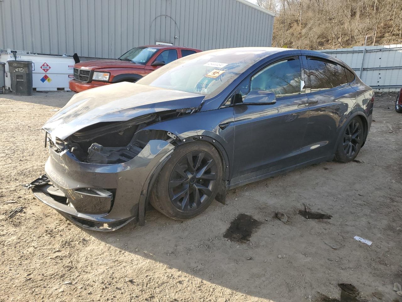 Tesla Model x (2023)