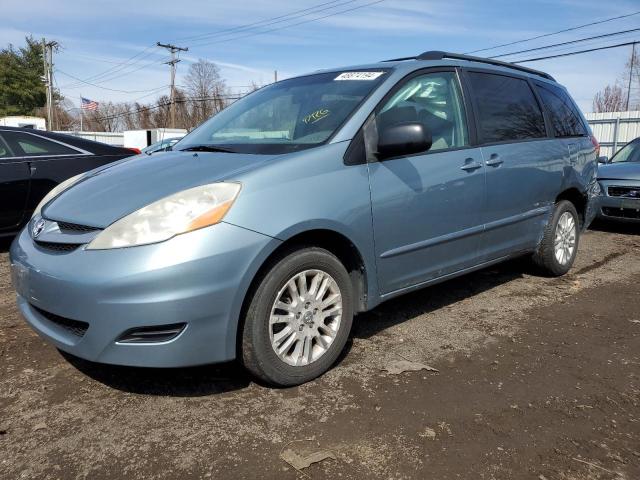 Toyota Sienna le (2007)