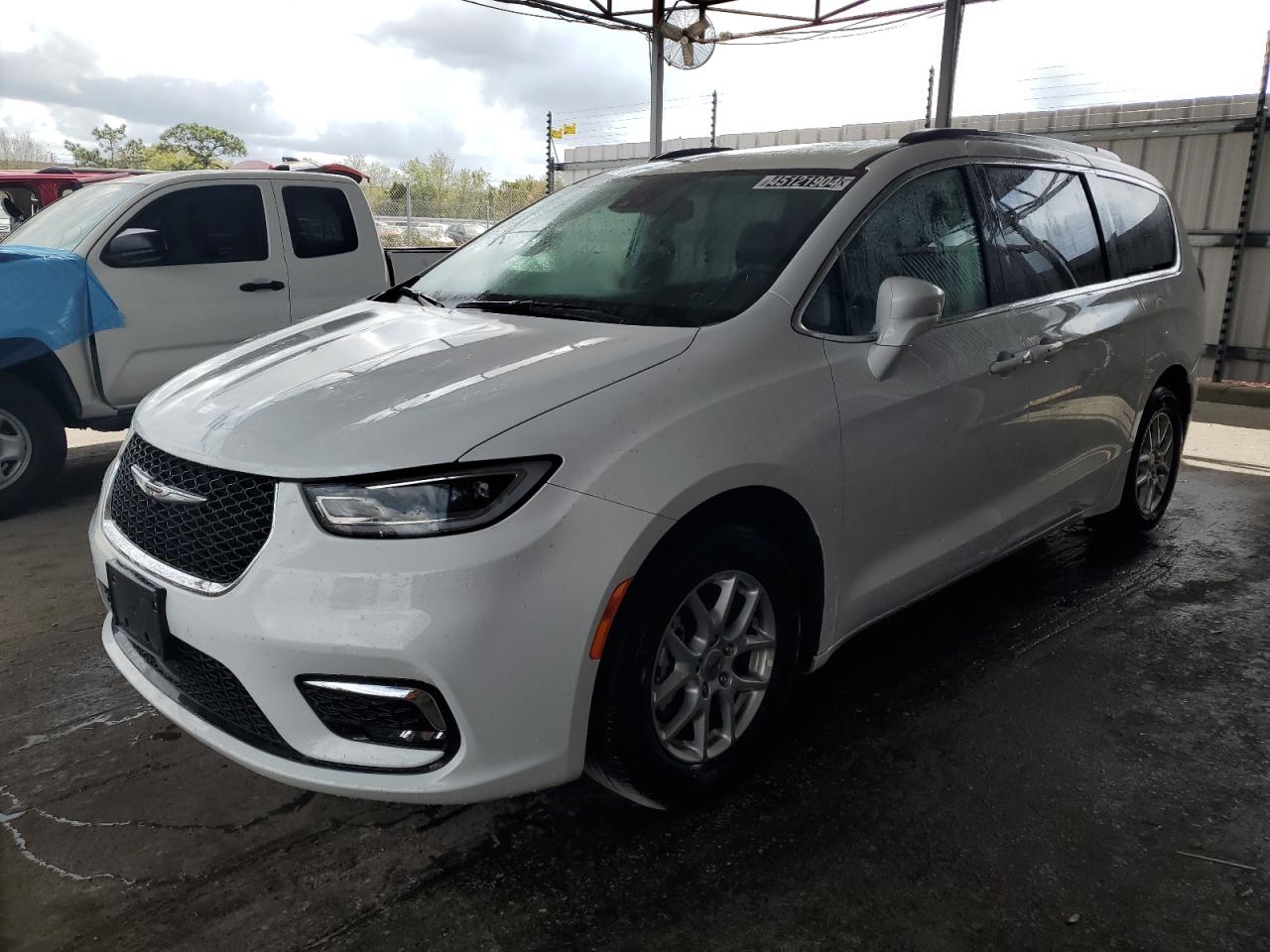 Chrysler Pacifica (2022)