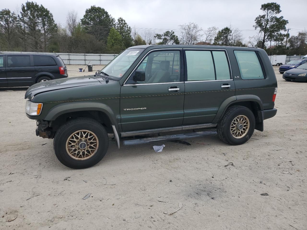 Isuzu Trooper (2002)