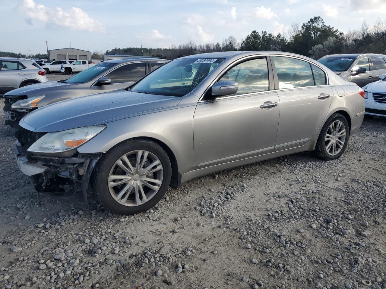 Hyundai Genesis (2010)