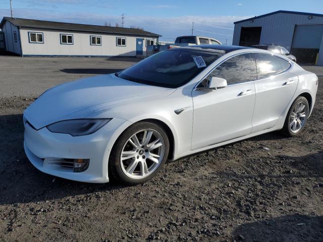 Tesla Model s (2021)