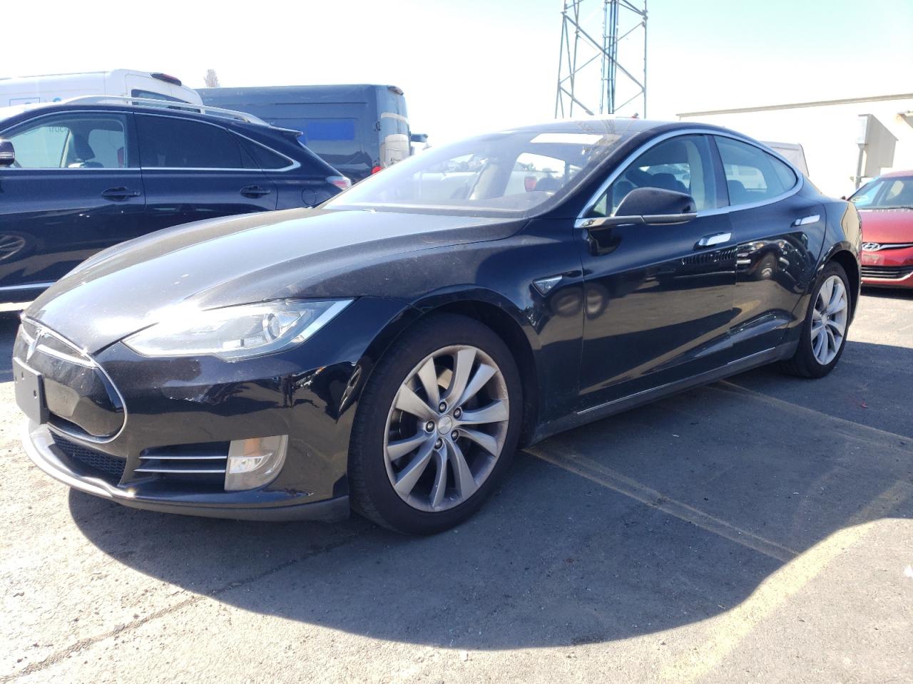 Tesla Model s (2013)