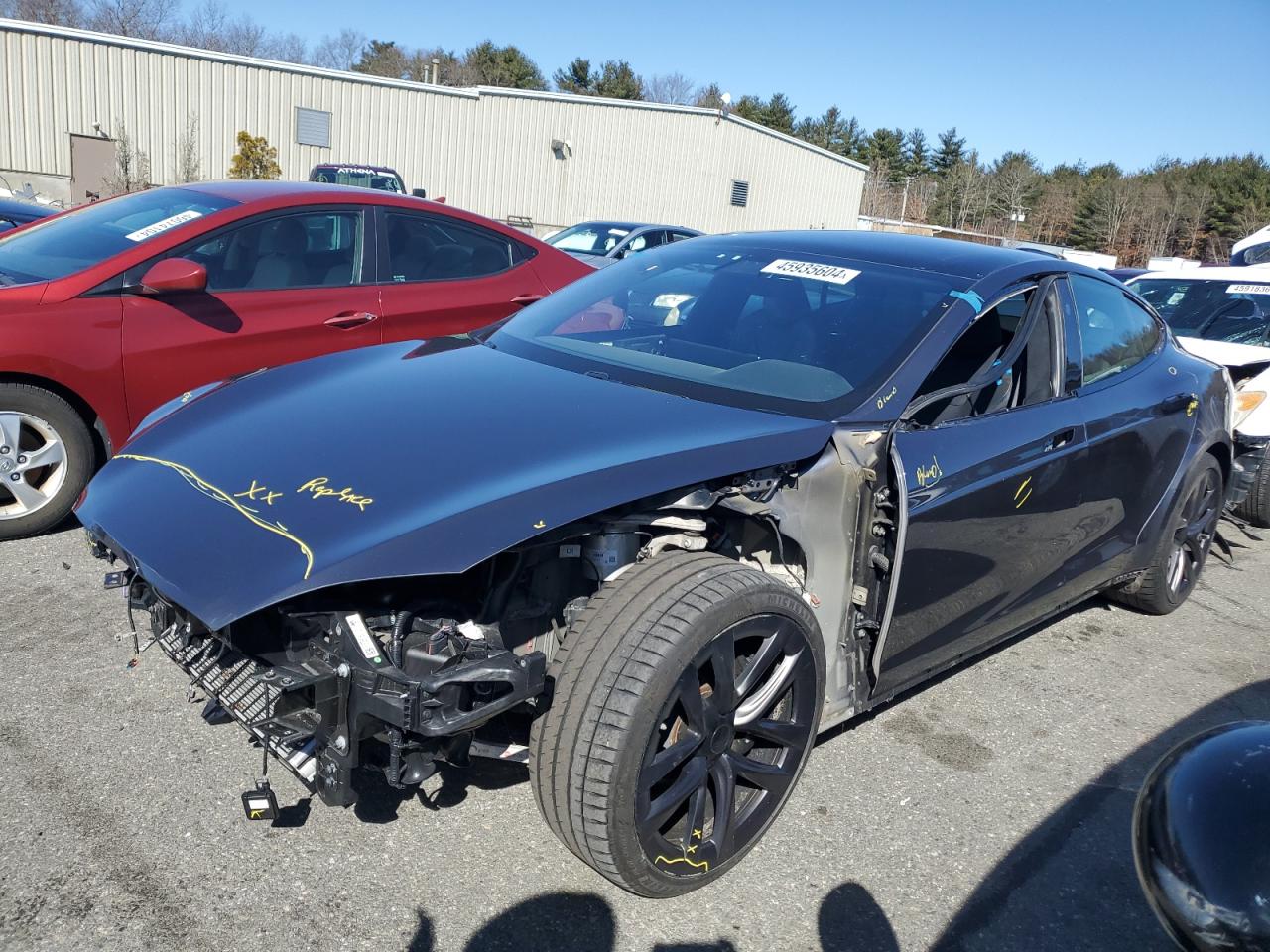 Tesla Model s (2021)