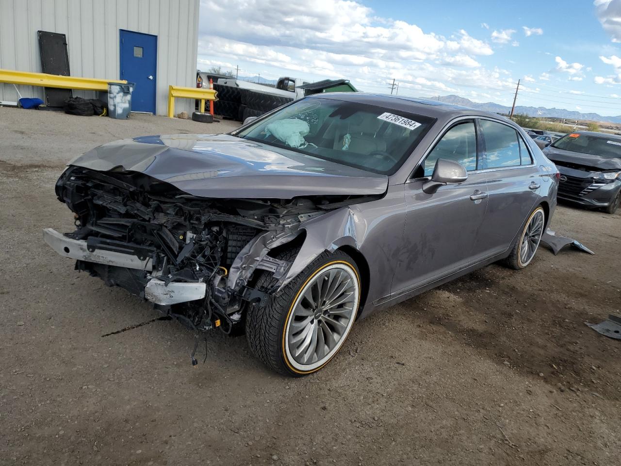 Genesis G90 (2018)