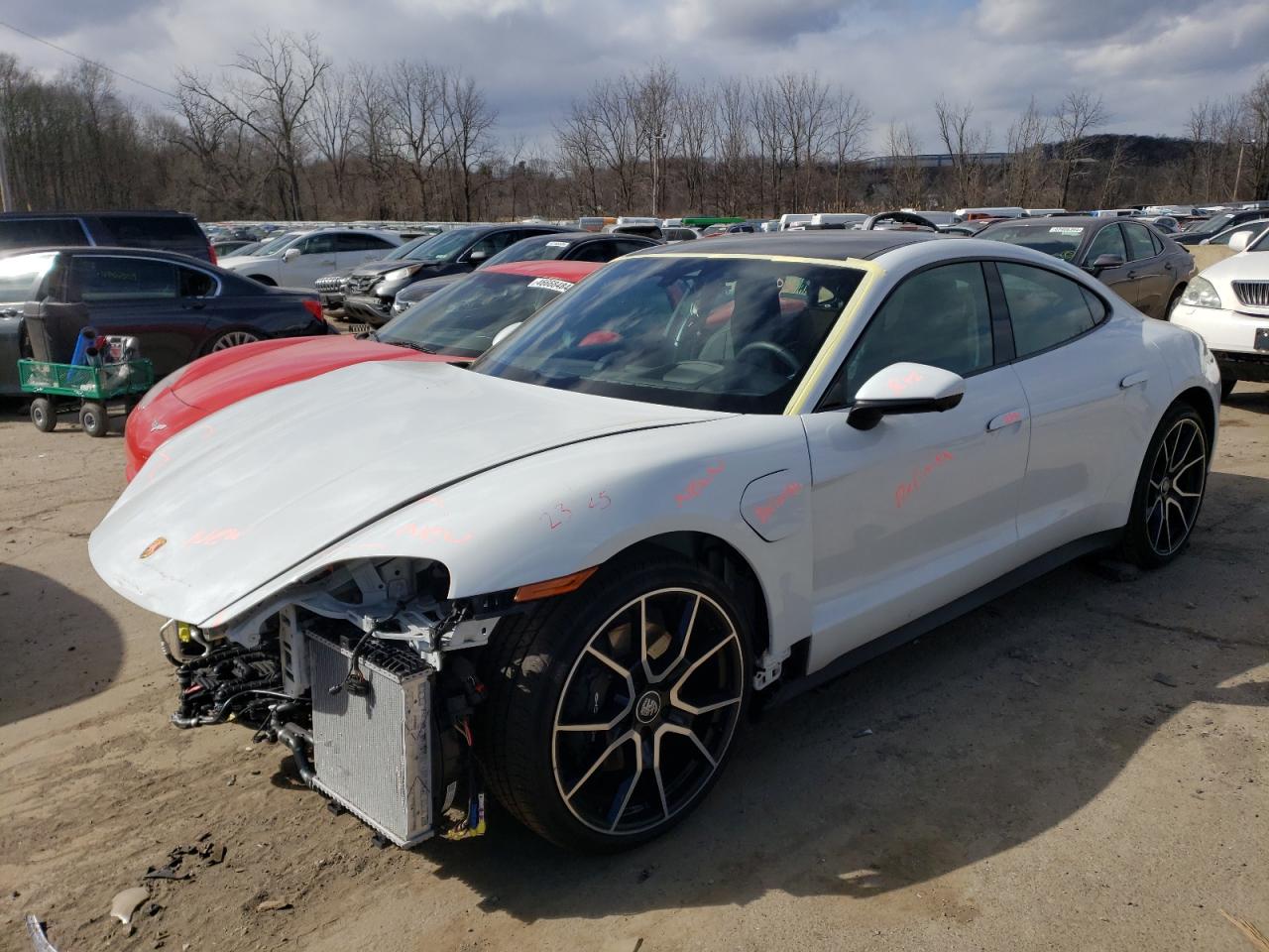Porsche Taycan (2023)