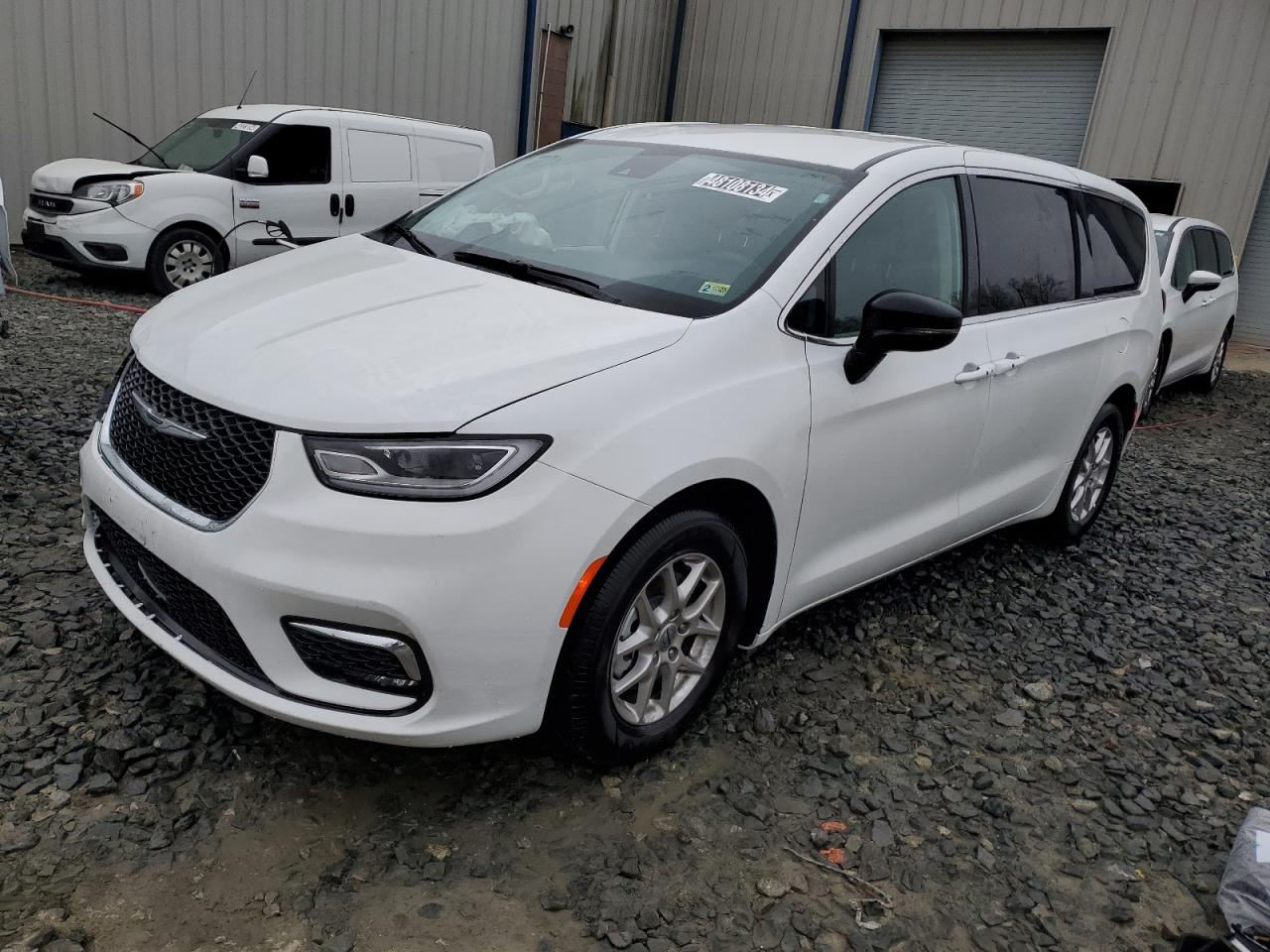 Chrysler Pacifica (2024)