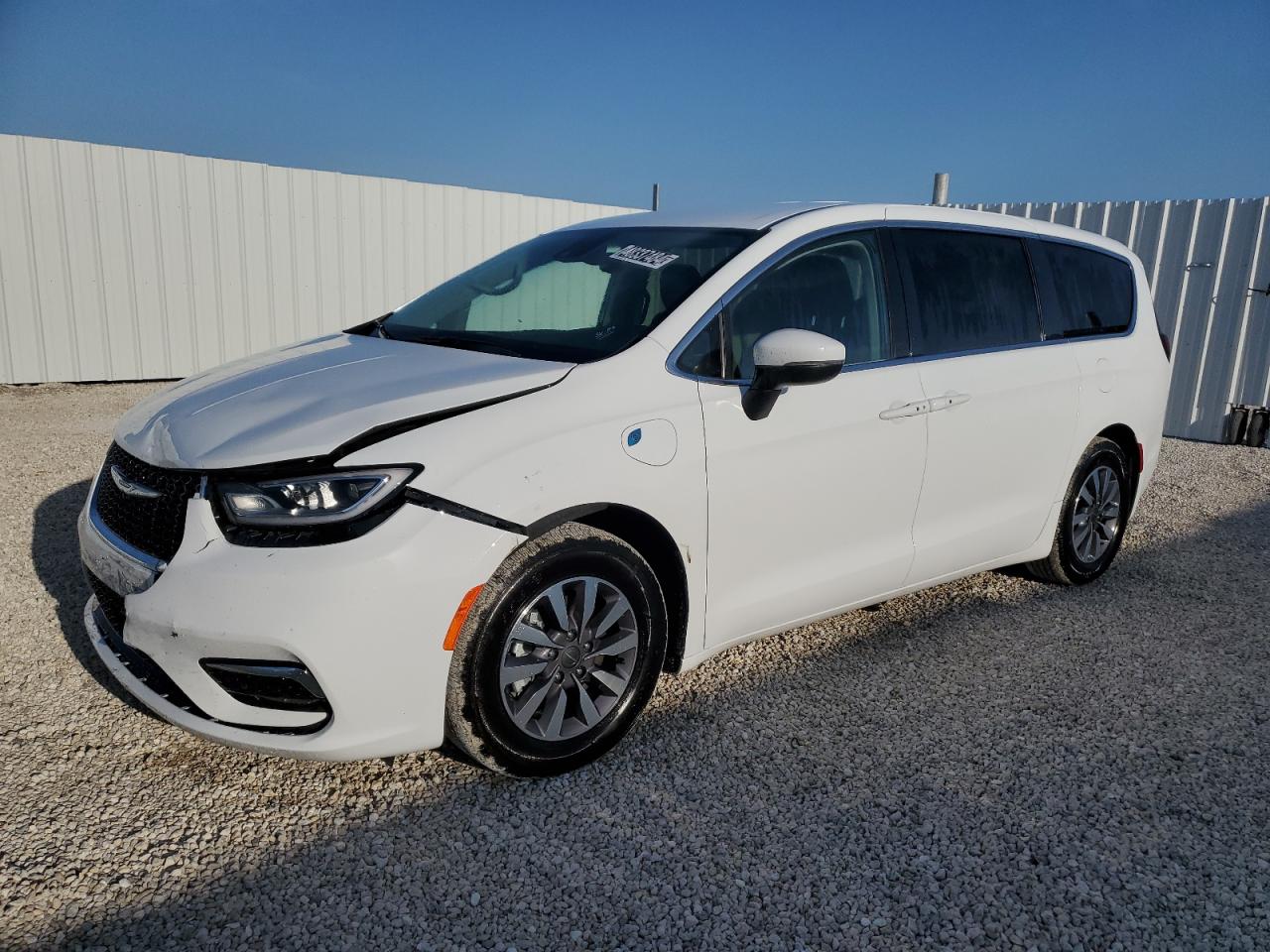 Chrysler Pacifica (2023)