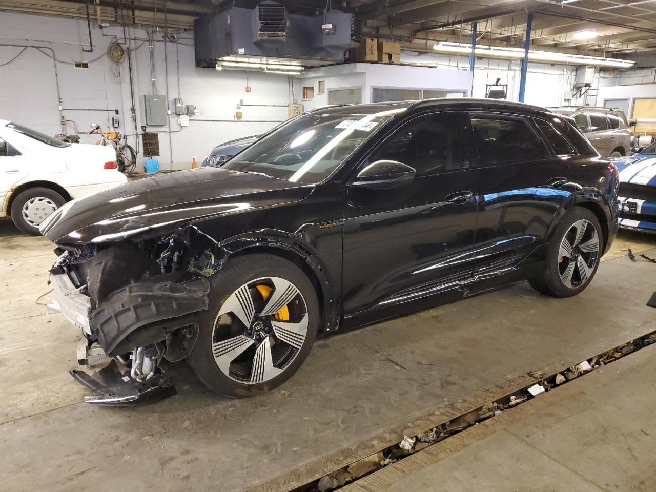 Audi E-tron (2021)