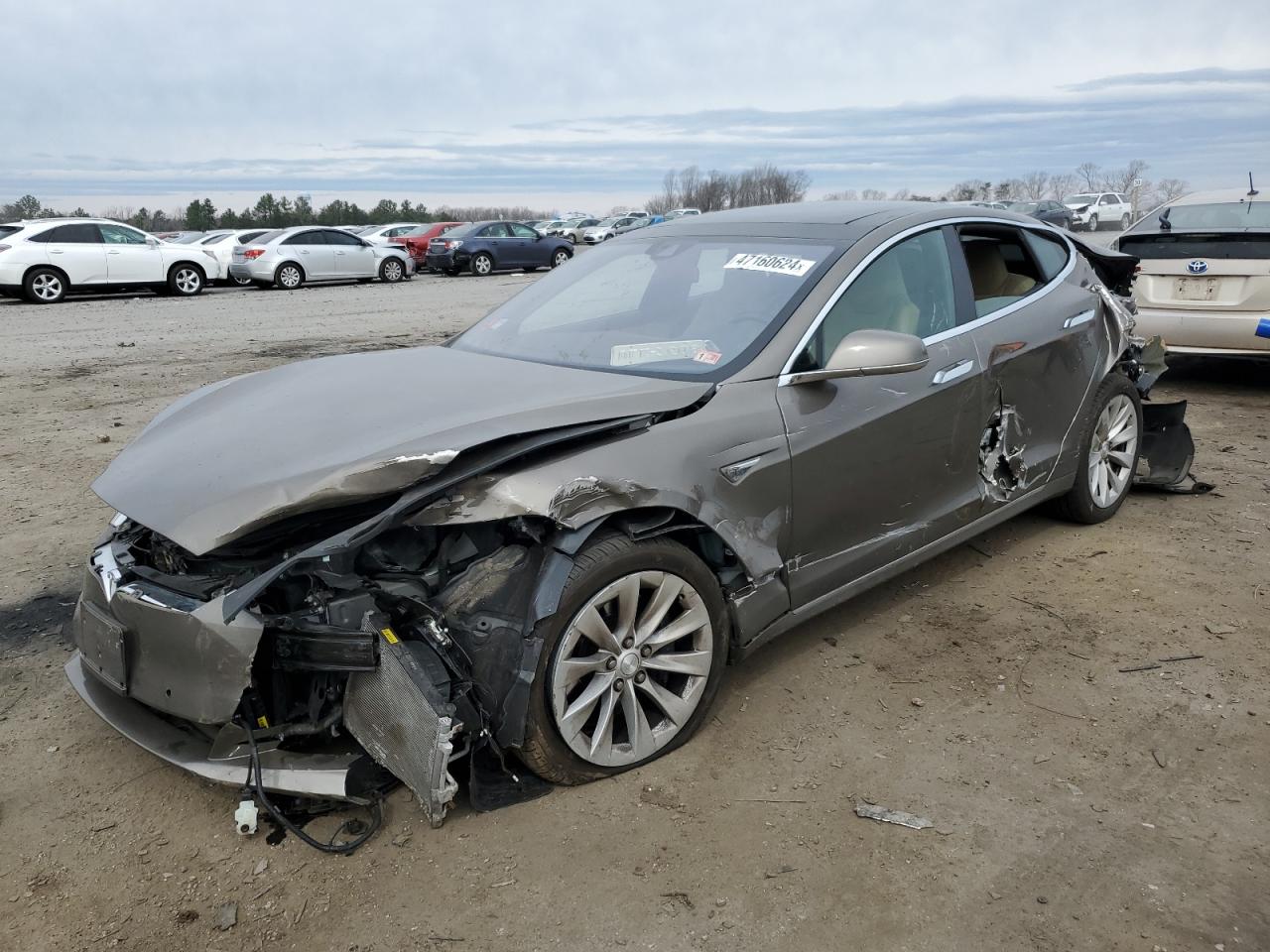 Tesla Model s (2016)