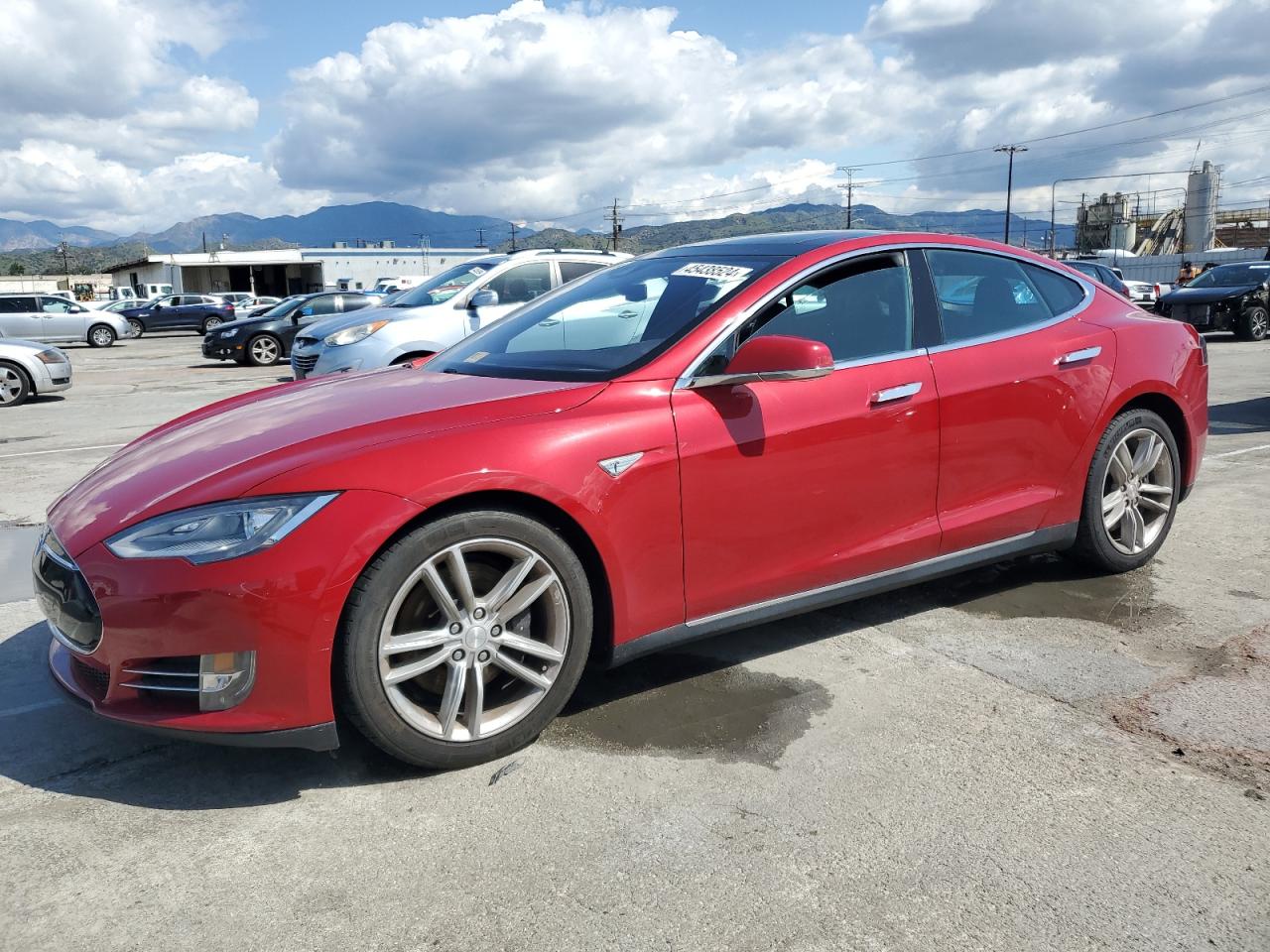 Tesla Model s (2015)
