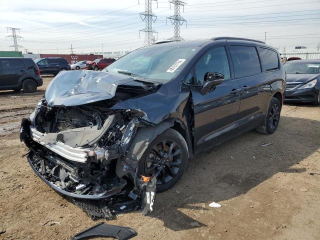Chrysler Pacifica (2021)