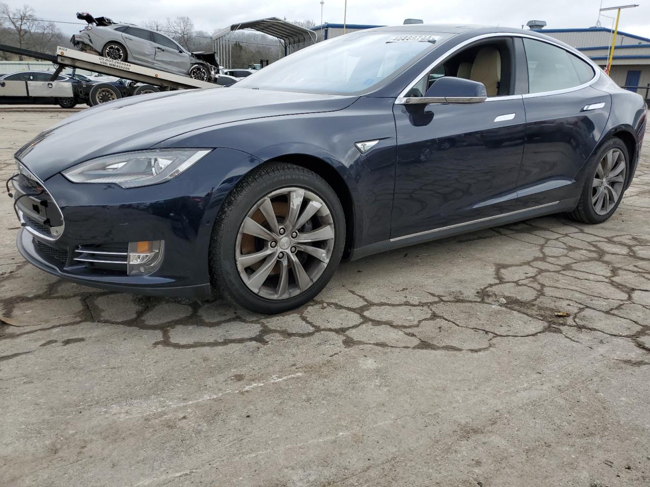 Tesla Model s (2015)