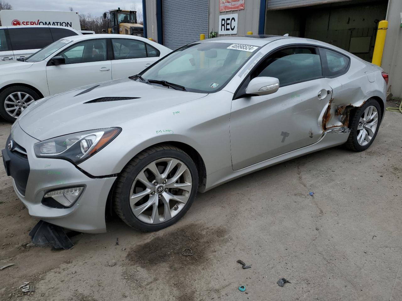 Hyundai Genesis (2013)