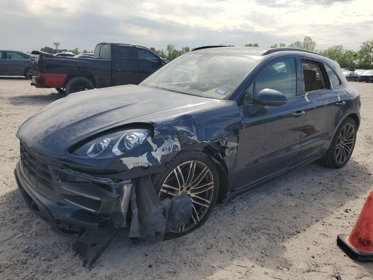 Porsche Macan (2015)