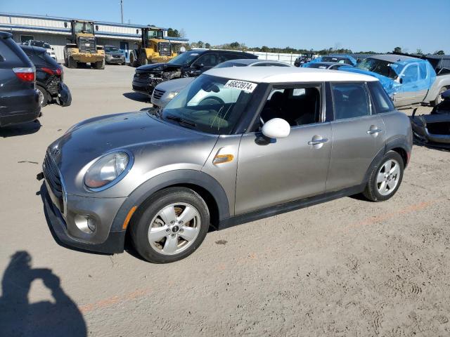 Mini Cooper (2017)