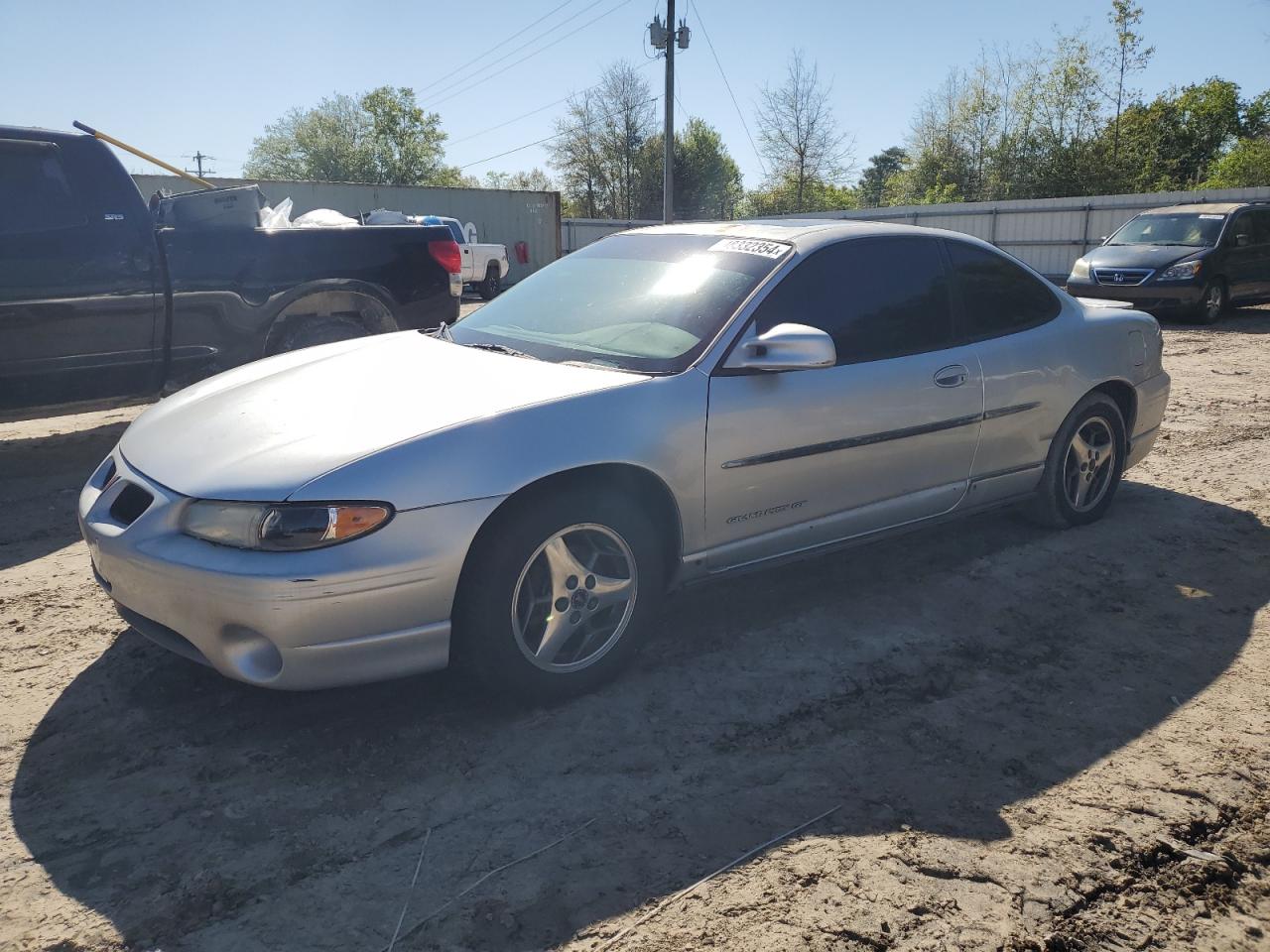 Pontiac Grand prix (2001)