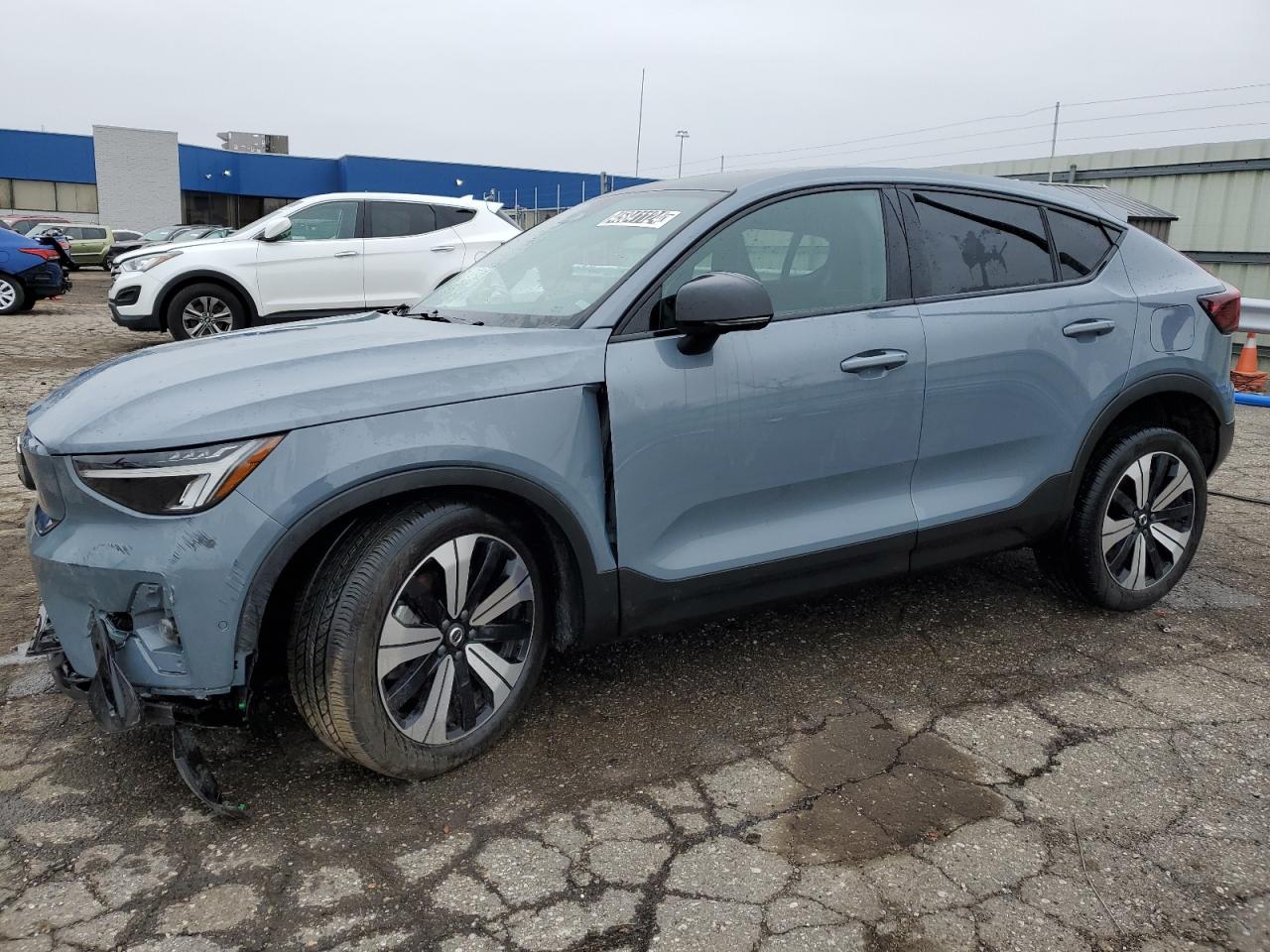 Volvo C40 recharge (2023)