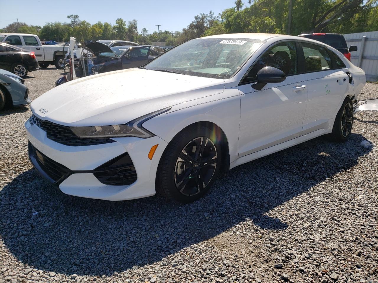 Kia K5 (2023)