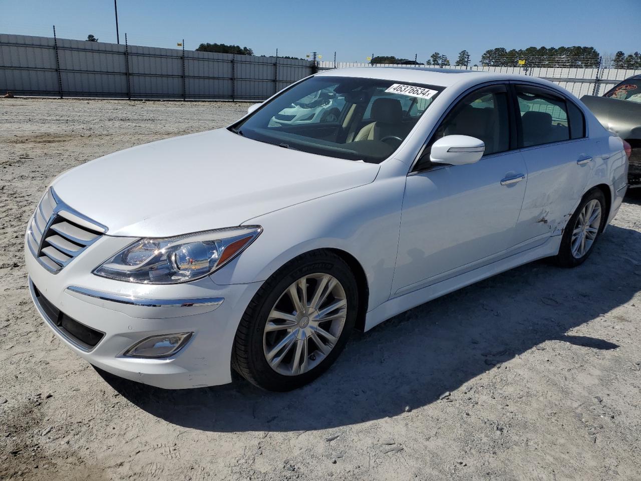 Hyundai Genesis (2013)