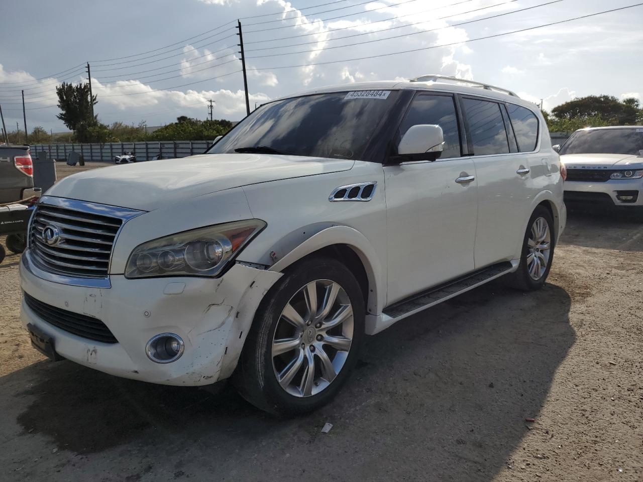 Infiniti Qx56 (2013)