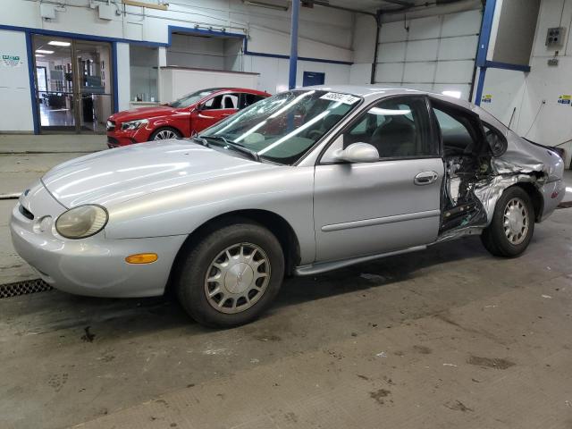 Ford Taurus (1996)