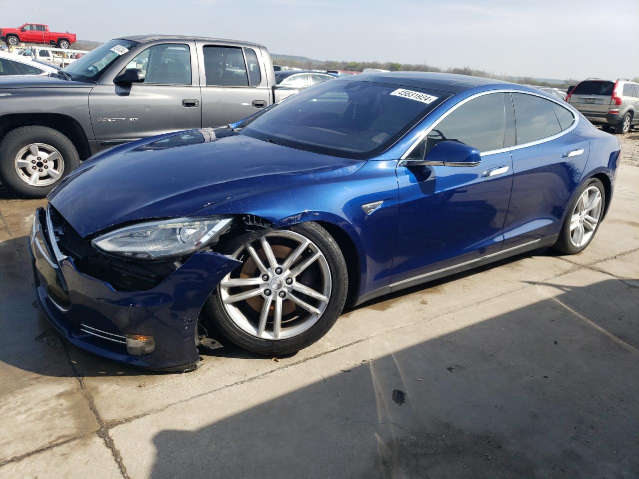 Tesla Model s (2015)