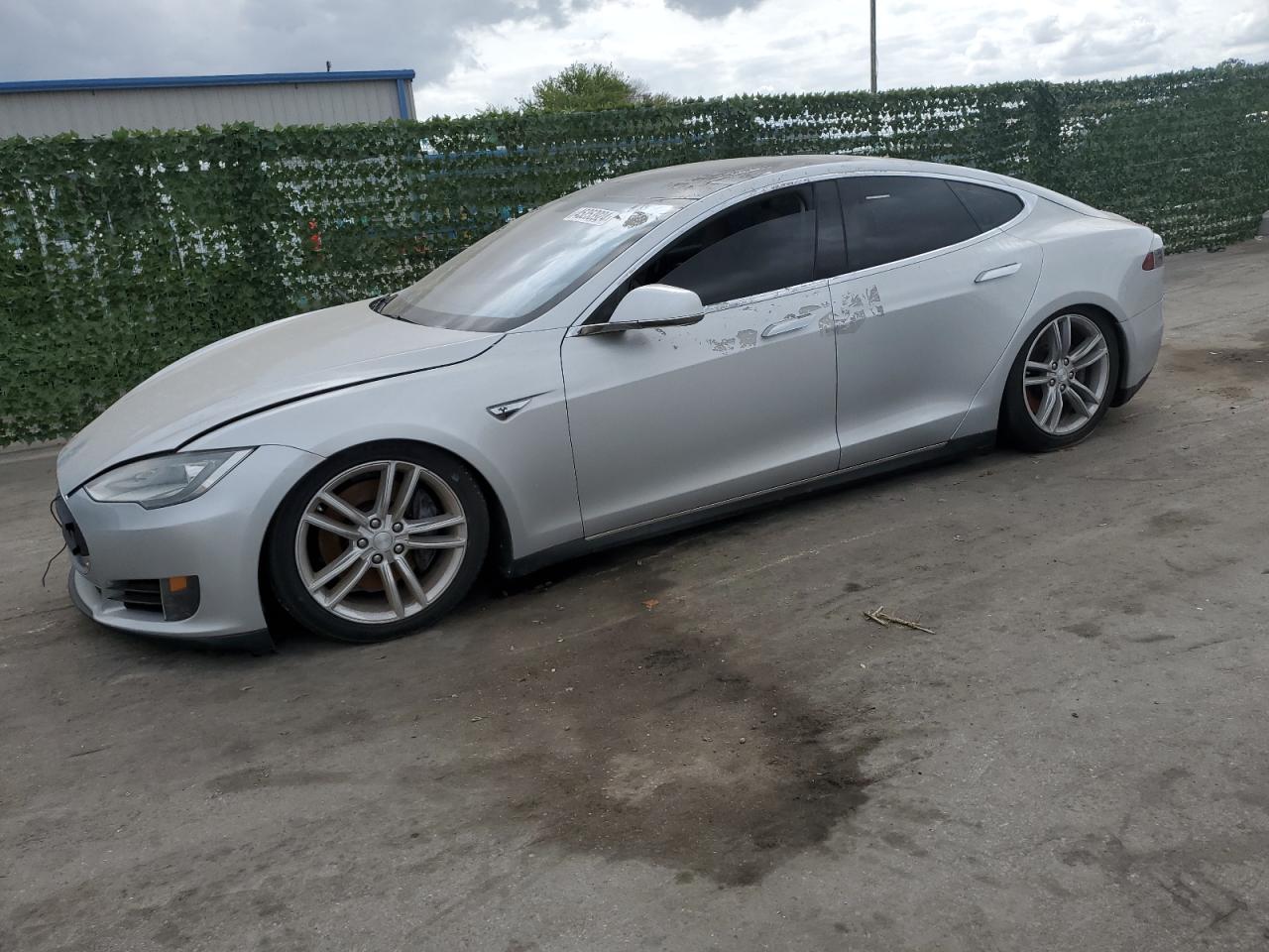 Tesla Model s (2013)