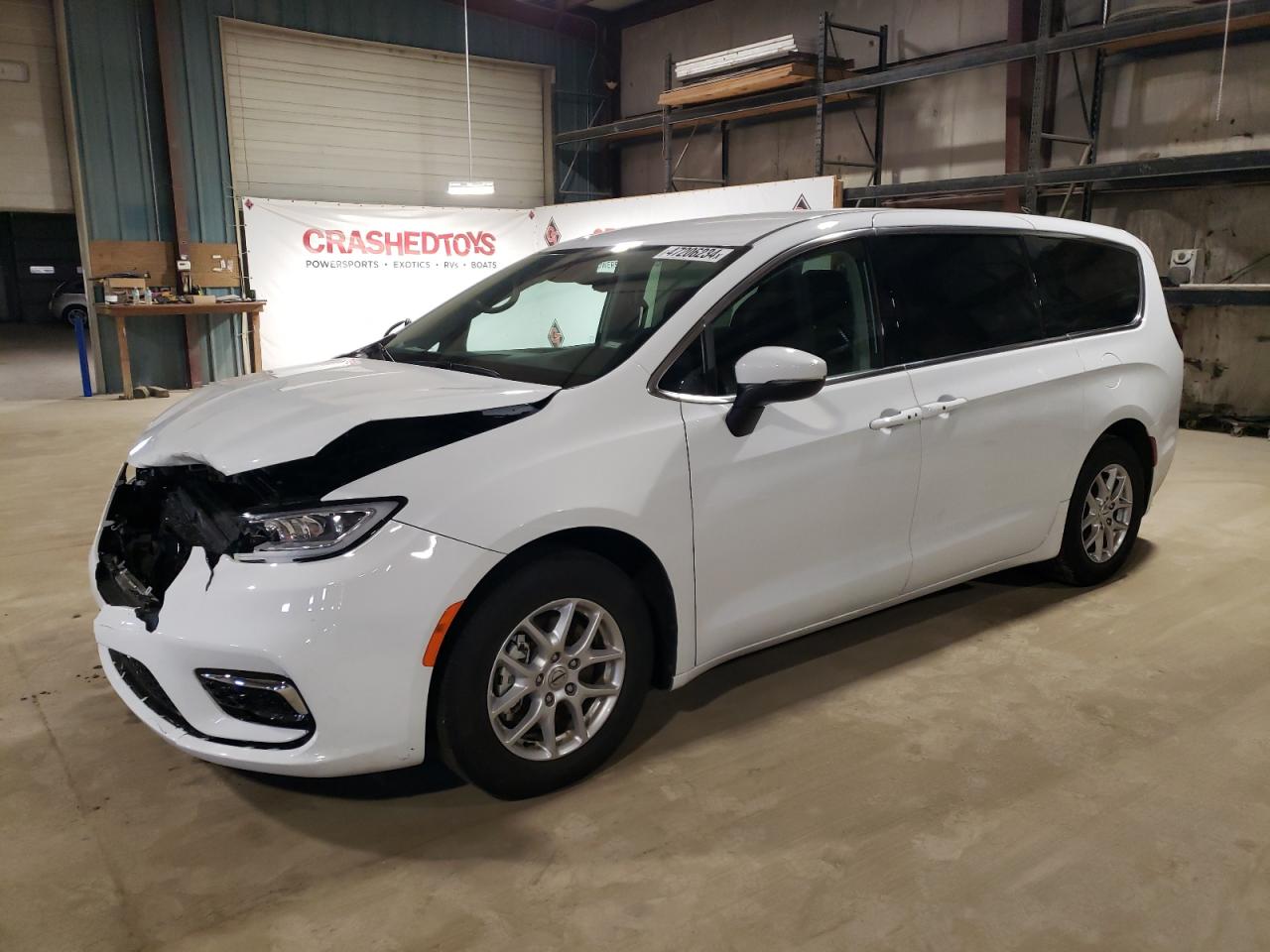 Chrysler Pacifica (2023)