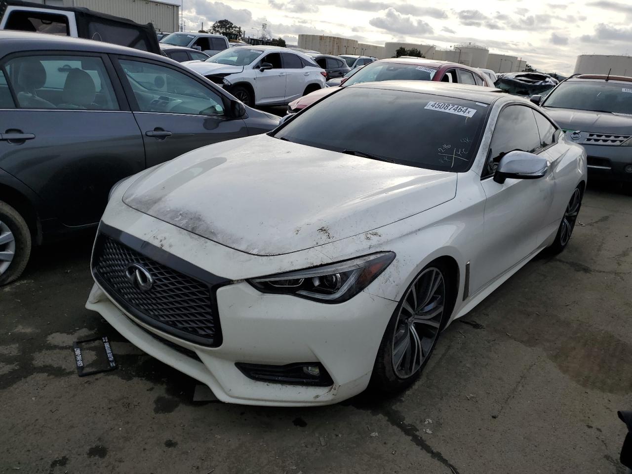 Infiniti Q60 (2017)