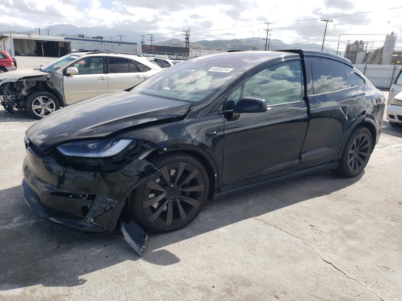 Tesla Model x (2023)