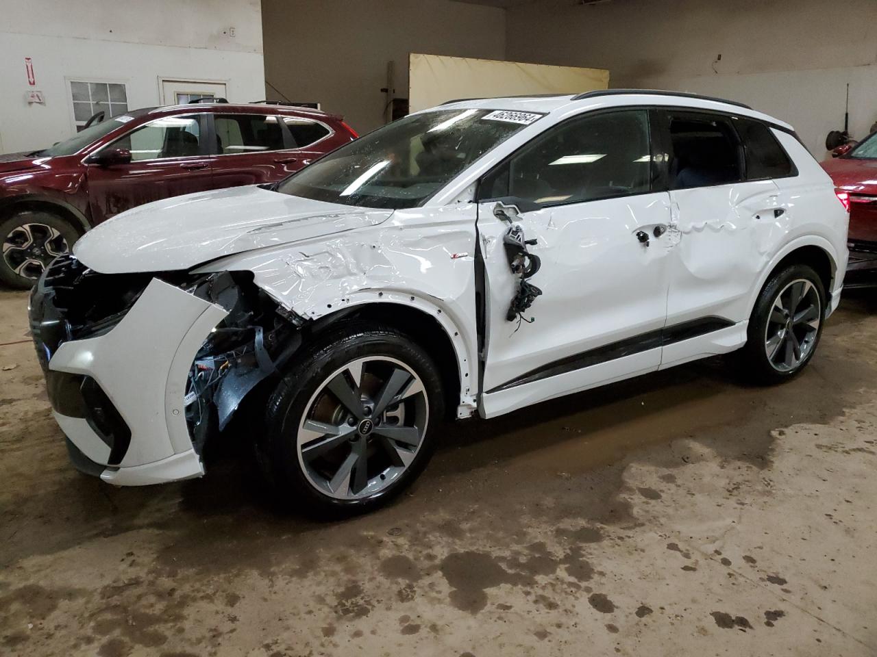 Audi Q4 e-tron (2023)
