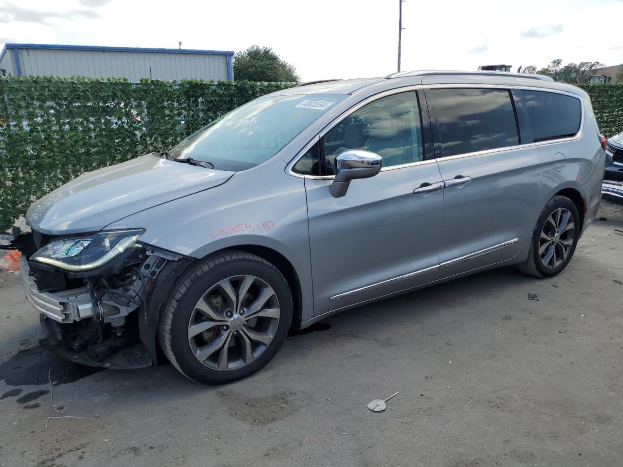 Chrysler Pacifica (2017)
