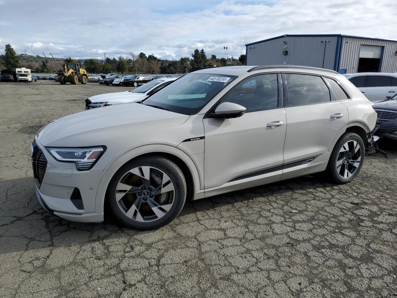 Audi E-tron (2022)