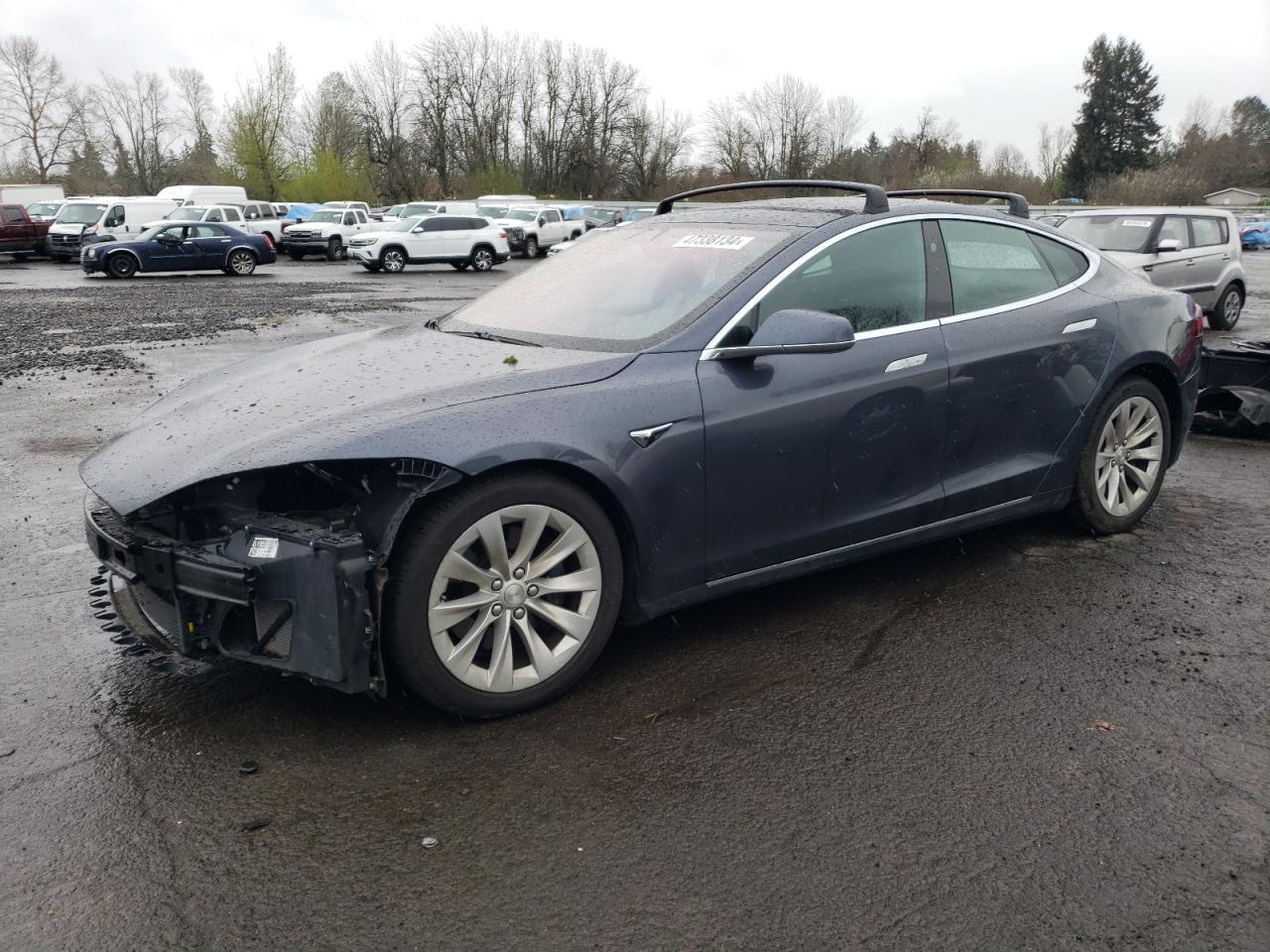 Tesla Model s (2019)