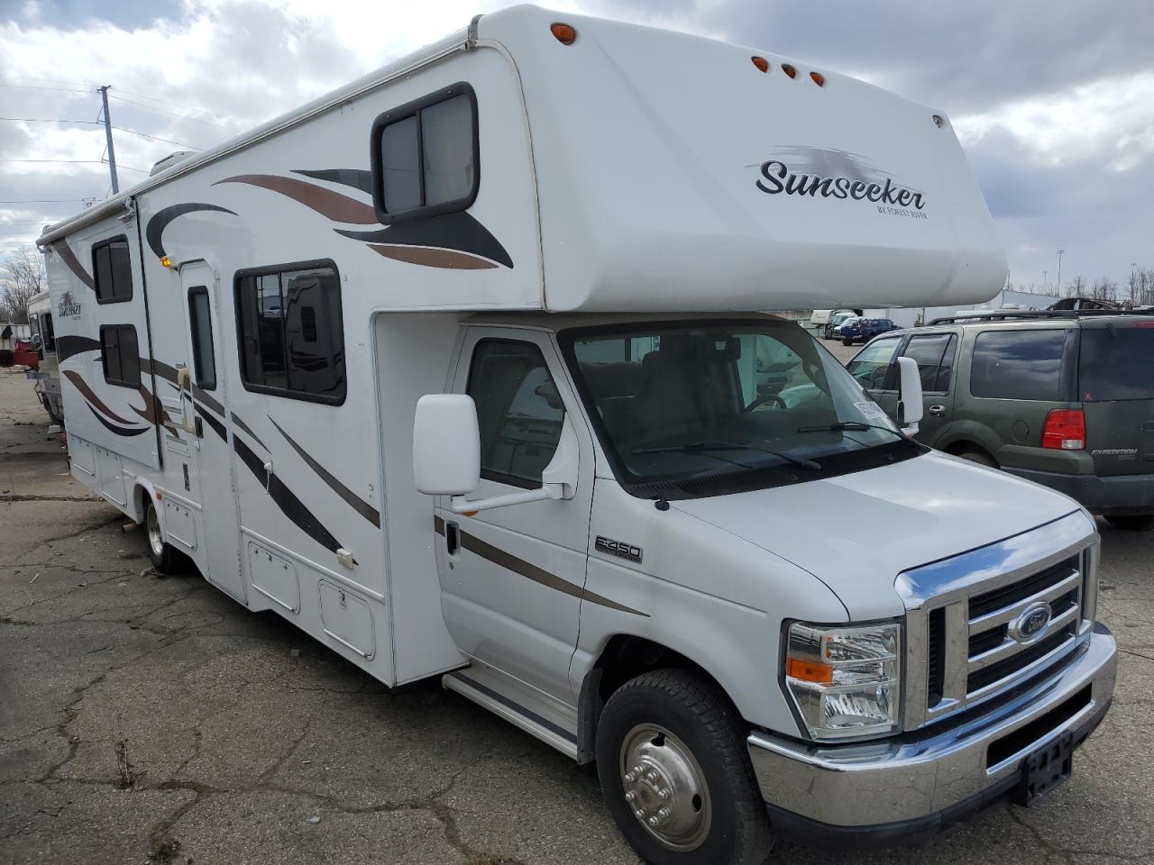 Ford Econoline (2012)