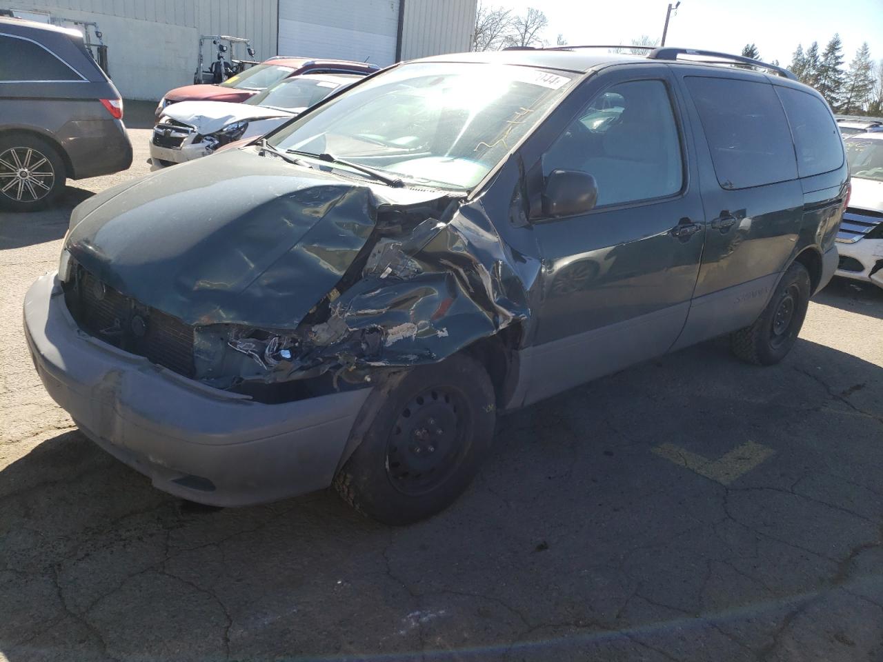 Toyota Sienna (2003)
