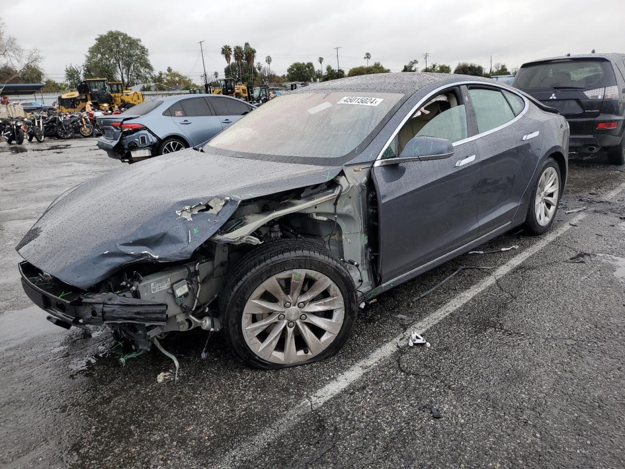 Tesla Model s (2017)
