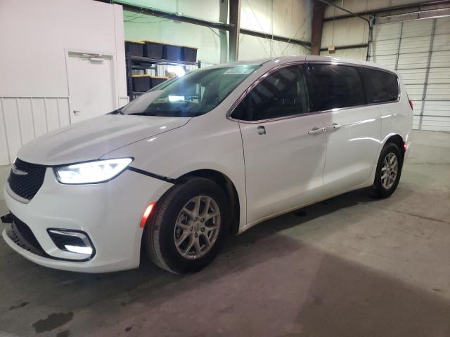 Chrysler Pacifica (2023)