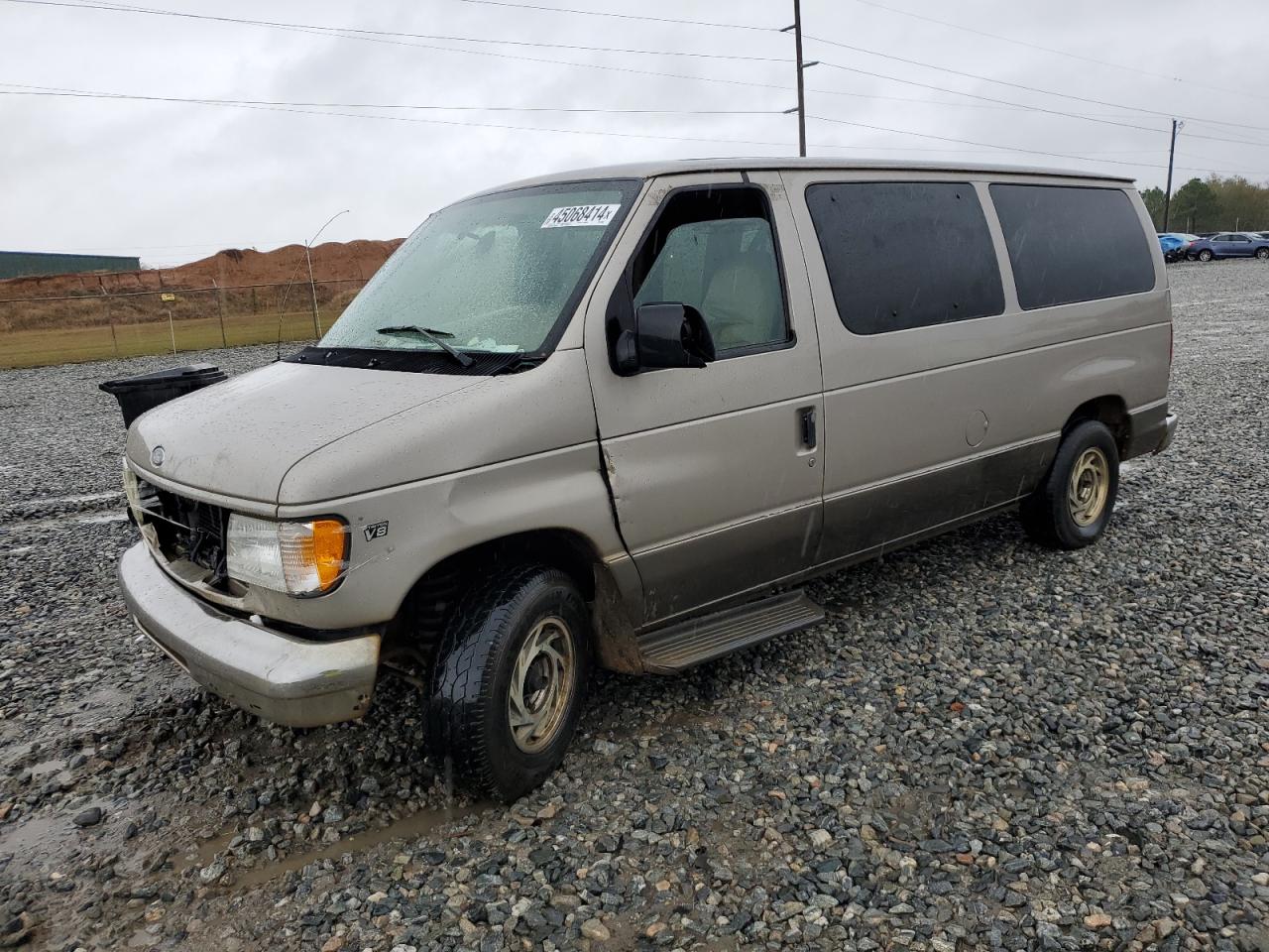 Ford Econoline (2002)