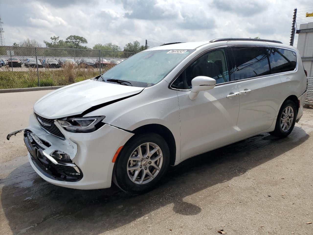 Chrysler Pacifica (2022)