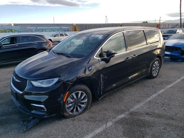 Chrysler Pacifica (2022)