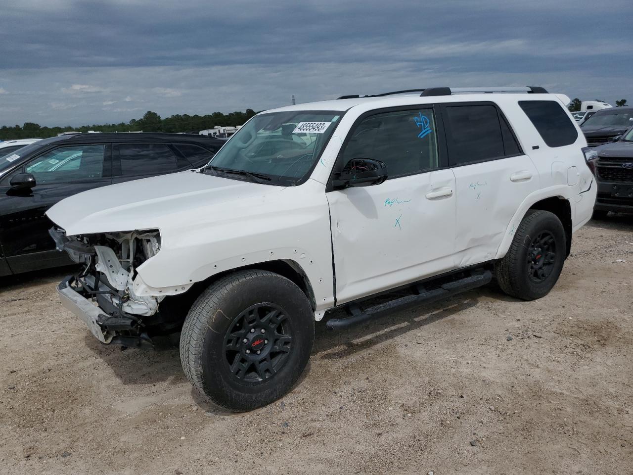 Toyota 4runner sr (2022)