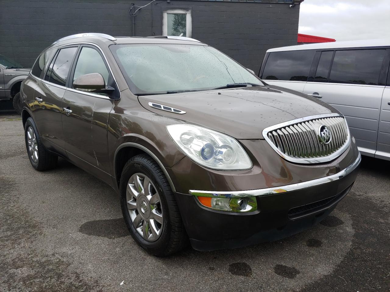 Buick Enclave cx (2011)