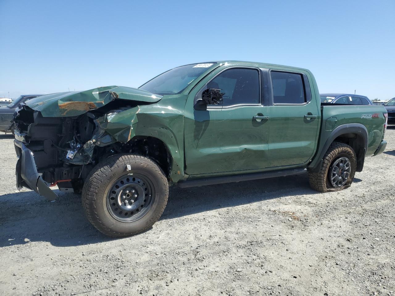 Nissan Frontier s (2022)