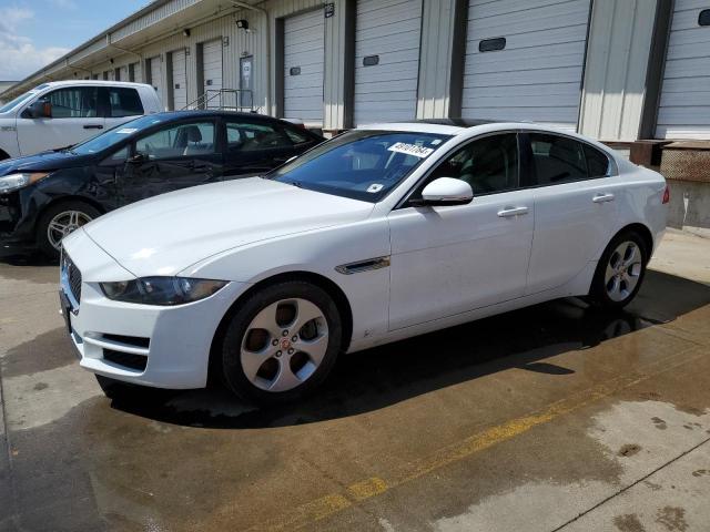 Jaguar Xe (2017)