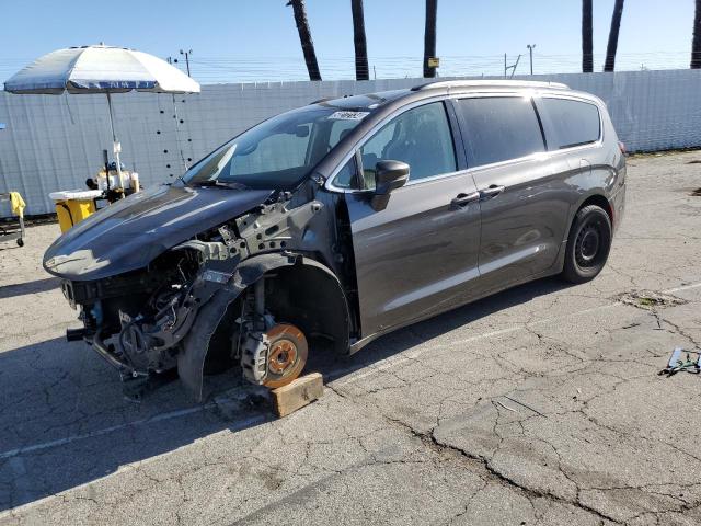 Chrysler Pacifica (2022)