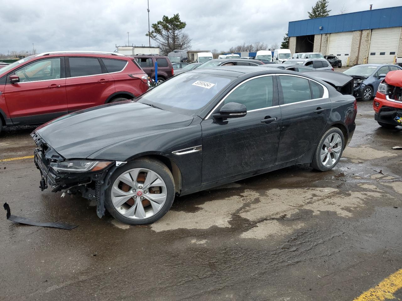 Jaguar Xe (2020)