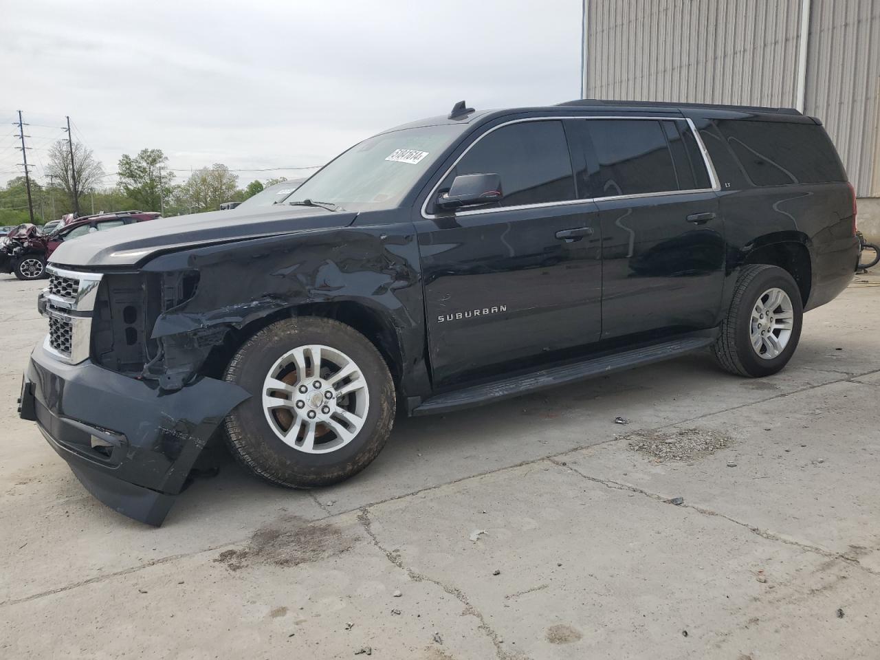 Chevrolet Suburban (2017)